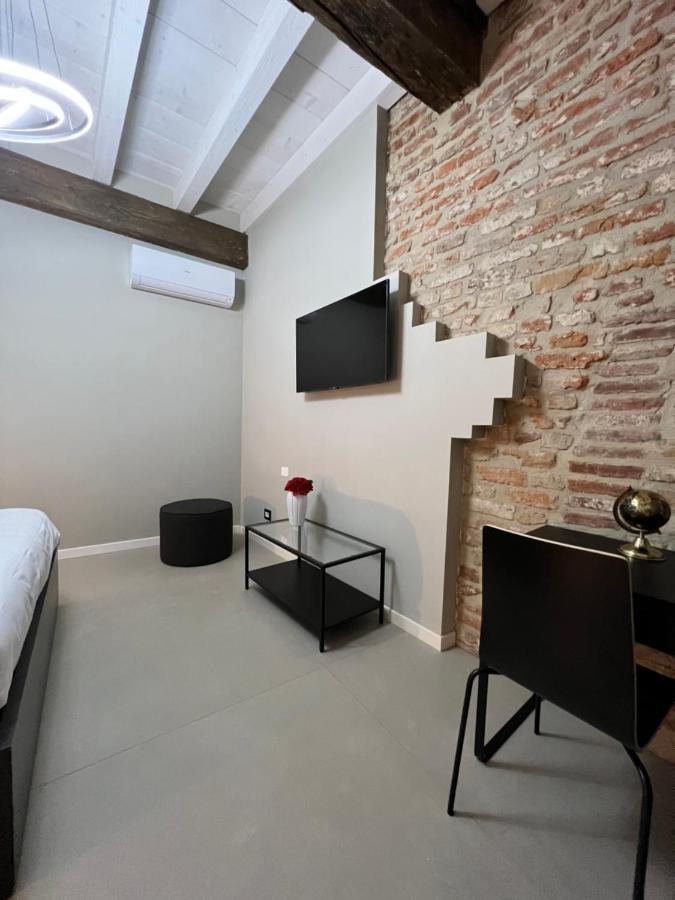 V&B Suites And Apartments Pavia Exterior foto